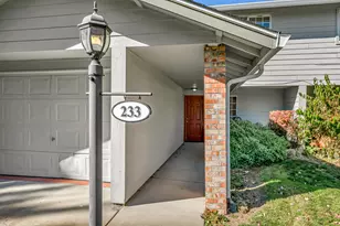 233 Clay St, Ashland, OR 97520 - Photo 28