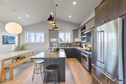 19120 Gateway Loop, Bend, OR 97702 - Photo 12