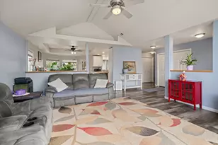 570 Bachand Cir, Central Point, OR 97502 - Photo 6