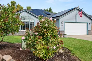 570 Bachand Cir, Central Point, OR 97502 - Photo 28