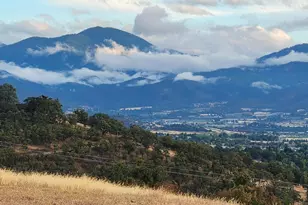 1835 Plateau Dr, Medford, OR 97504 - Photo 34