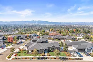 1835 Plateau Dr, Medford, OR 97504 - Photo 2