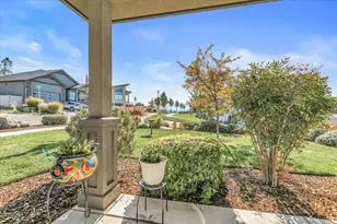 1835 Plateau Dr, Medford, OR 97504 - Photo 28