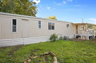 306 Sandlewood Dr, Grants Pass, OR 97526 - Photo 4