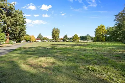 306 Sandlewood Drive, Grants Pass, OR 97526 - Photo 26