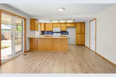 540 Jeanette Avenue, Medford, OR 97501 - Photo 6