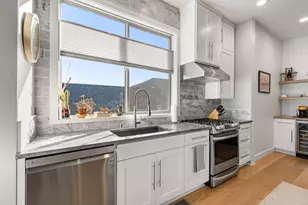 523 W La Strada Circle, Medford, OR 97504 - Photo 22