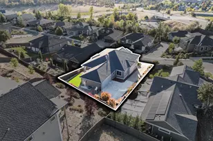 523 W La Strada Circle, Medford, OR 97504 - Photo 70