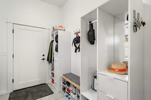 523 W La Strada Circle, Medford, OR 97504 - Photo 44