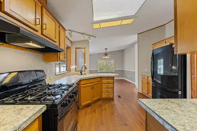 3955 South Stage Rd # 52, Medford, OR 97501 - Photo 4