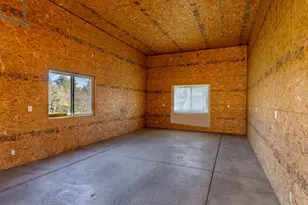 1916 Old Military Rd, Central Point, OR 97502 - Photo 44