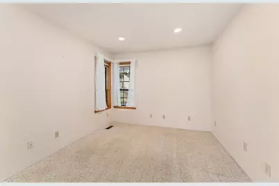 1916 Old Military Road, Central Point, OR 97502 - Photo 8