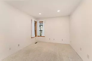 1916 Old Military Rd, Central Point, OR 97502 - Photo 8