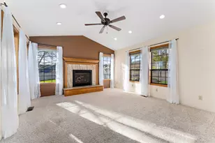 1916 Old Military Rd, Central Point, OR 97502 - Photo 6