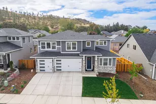 1226 Stonegate Dr, Eagle Point, OR 97524 - Photo 58