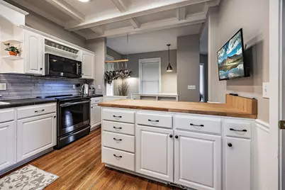 675 S 4th Street, Jacksonville, OR 97530 - Photo 16