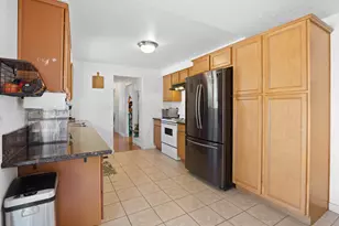 990 Janes Rd, Medford, OR 97501 - Photo 6