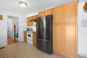 990 Janes Rd, Medford, OR 97501 - Photo 8