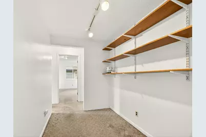 838 Dakota Avenue, Medford, OR 97501 - Photo 32