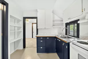 838 Dakota Ave, Medford, OR 97501 - Photo 12