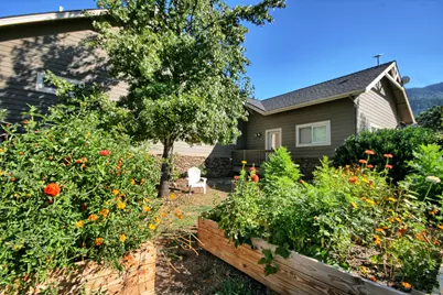 931 Hogan Road, Applegate, OR 97530 - Photo 8