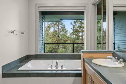 3155 NW Metke Place, Bend, OR 97703 - Photo 18