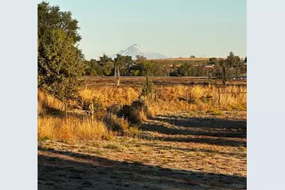 961 SW Panorama Lane, Madras, OR 97741 - Photo 2