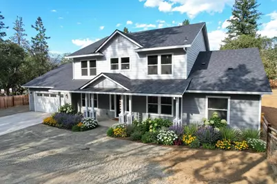 588 Upper Applegate Road, Jacksonville, OR 97530 - Photo 2