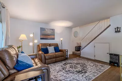 2215 Poplar Drive #2, Medford, OR 97504 - Photo 6