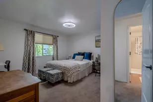 2215 Poplar Dr, Medford, OR 97504 - Photo 16