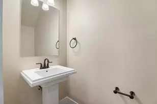 3925 SW Coyote Ave, Redmond, OR 97756 - Photo 12