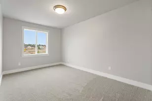 3937 SW Coyote Ave, Redmond, OR 97756 - Photo 20