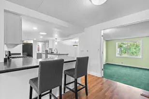 1417 Larkspur Ave, Medford, OR 97504 - Photo 8