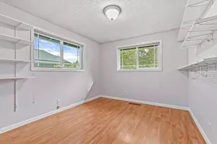 1417 Larkspur Ave, Medford, OR 97504 - Photo 26