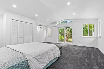 1417 Larkspur Avenue, Medford, OR 97504 - Photo 1