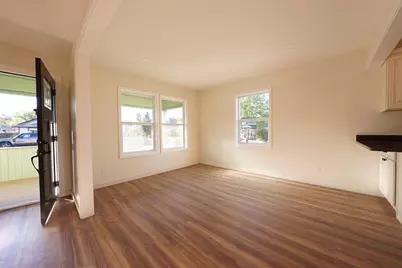 60 N Peach Street, Medford, OR 97501 - Photo 14