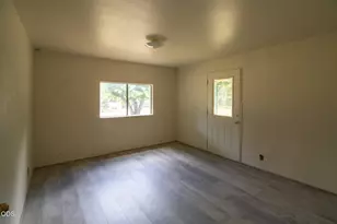 362 Crest Dr, Cave Junction, OR 97523 - Photo 12