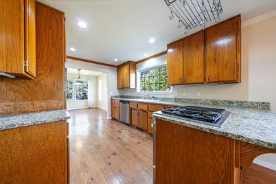 938 Cypress Point Loop, Ashland, OR 97520 - Photo 26