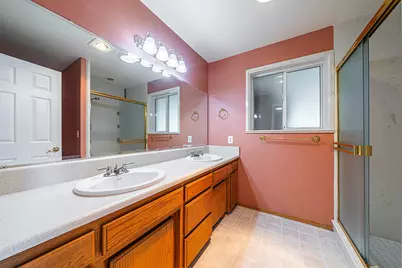 938 Cypress Point Loop, Ashland, OR 97520 - Photo 10