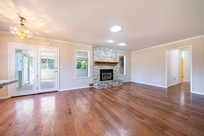 938 Cypress Point Loop, Ashland, OR 97520 - Photo 6