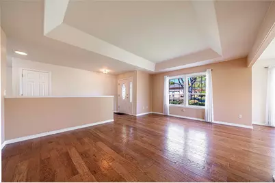 938 Cypress Point Loop, Ashland, OR 97520 - Photo 4