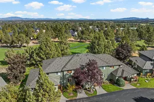 1044 Golden Pheasant Dr, Redmond, OR 97756 - Photo 4