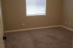 911 Stonewater Dr, Eagle Point, OR 97524 - Photo 26