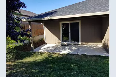 911 Stonewater Drive, Eagle Point, OR 97524 - Photo 8
