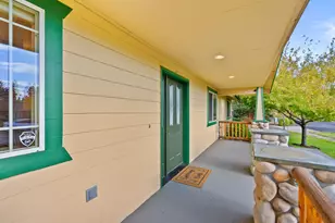 20260 Gaines Ct, Bend, OR 97702 - Photo 6