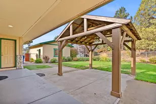 20260 Gaines Ct, Bend, OR 97702 - Photo 50