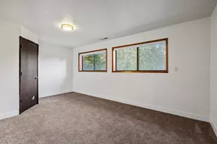 1081 Buck Island Dr, Klamath Falls, OR 97601 - Photo 46