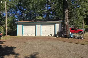2584 Rockydale Rd, Cave Junction, OR 97523 - Photo 12