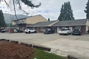 211 Pine St, Rogue River, OR 97537 - Photo 1