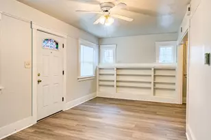 2028 Vine Ave, Klamath Falls, OR 97601 - Photo 2